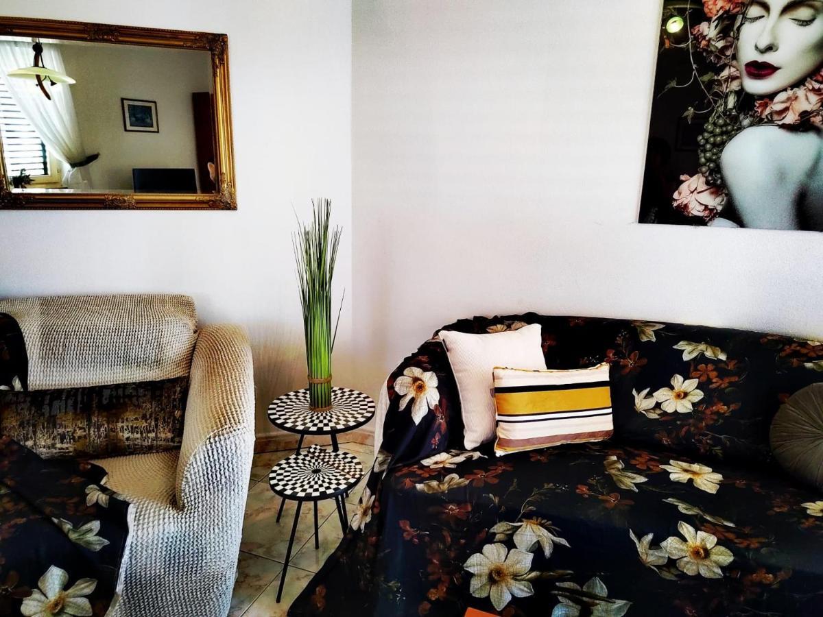 Villa Mareonda - Apartments Sussurro Ρόβινι Εξωτερικό φωτογραφία
