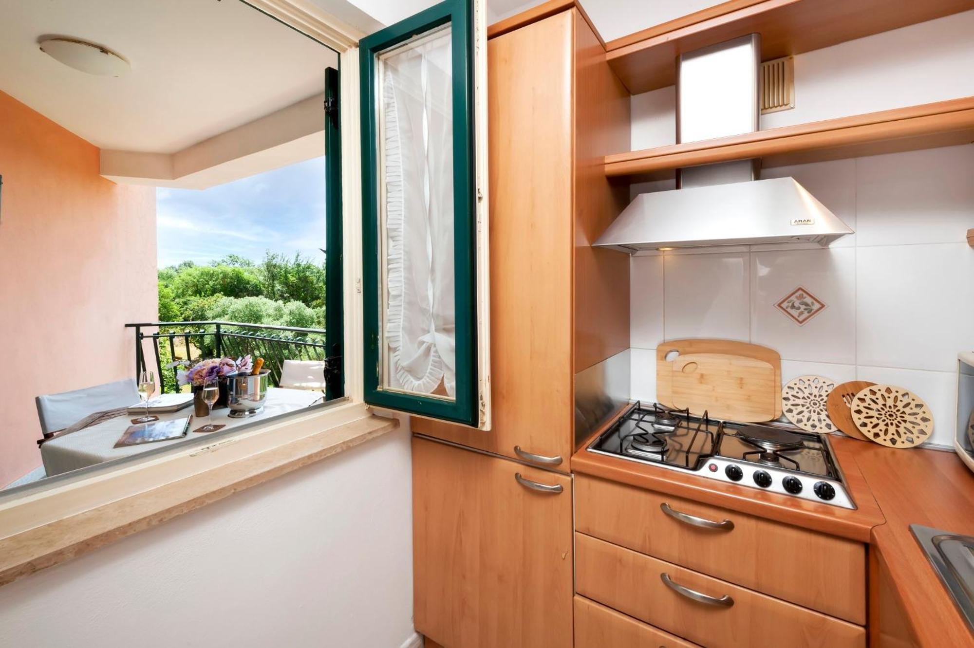Villa Mareonda - Apartments Sussurro Ρόβινι Εξωτερικό φωτογραφία